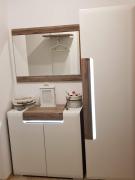 Pool and Garden Oasis, BBQ, Free Parking, Fast WiFi