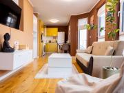 Romantic Loft with Jacuzzi Bath near Center