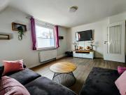 3 Zimmer-Wohlfühl-Oase mit Balkon-Lounge & Office