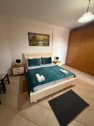 Apartment me qera Lungomare Vlore Medem1