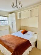 Russell Square Beautiful Quality Apartment