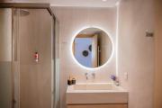 Premium Seaview Suites with Jacuzzi & Private Parking