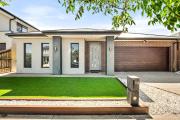 Top Caroline Springs