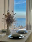 Sea Side Apartment With Balcony Sea Side Apartment With Balcony