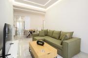 Top Piraeus