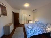 Charming Villa Flat with Garden and Patio in Lake Garda