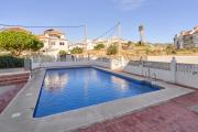 Apartamento Con Parking Y Piscina