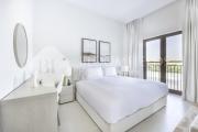 Cozy Stu at Yas Golf Collection
