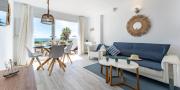 Seafront Beach house Rocas del Mar