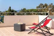 Txa Vì - Terrace with sea view