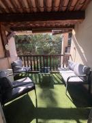Charmant duplex au bord mer