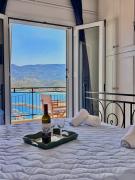 Top Sitia