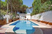 Villa El Limonar piscina compartida