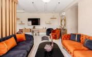 Cozy 2-bedroom apartment with private terrace