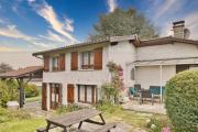 Maison Calme Dans Un Beau Jardin