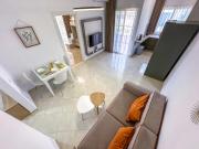 606 Vala Apartment