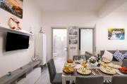 Mareluna Apartment