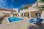 Villa el Yuka , heated pool