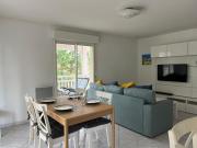 Appartement avec terrasse entre centre et océan - 5 pers. - FR-1-413-271