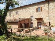 Apartment Wohnung auf dem Lande- 3 km vom Zentrum von Siena entfernt by Interhome