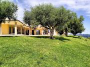 Apartment Schoene Appartment mit panoramische Blick by Interhome