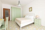 Top Sorrento