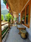 Top Kasol
