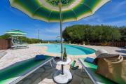 Casa Ginepro piscina e vista mare