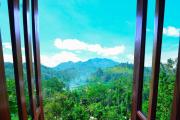 Sapphire rail ridge Ella