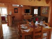 Casa con piscina solo aceptamos familias y parejas no grupos jovenes