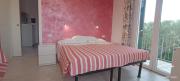 Top Chiavari