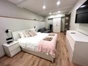 Krisjana Valdemara Apartment - Riga City Center Newly Renovated