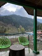 Top Barot