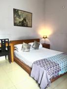 Airport home stay