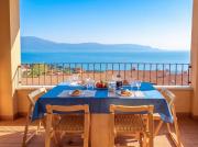 Gaino lake escape & pool