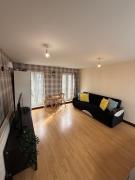 Super compact flat for 5 people in Central London Zone 2 with welcome breakfast