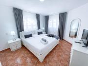 Los Corales Resort Villas & Apartments WIFI BEACH Club & SPA