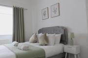 Sunderland Stay Near City Centre with Free Private Parking