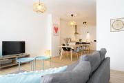 Stylish spacious city stay with 2 bedrooms
