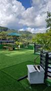 Holly House Homestay