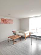 Bright Ensuite Room with 2 Queen Beds-3A
