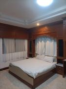 Top Hat Yai