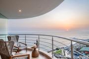 ALU Luxe - Premium Oceanfront Apartments Larcomar