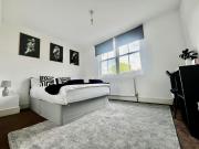 Modern 2BR Flat on Streatham High Road