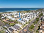 Top Caves Beach