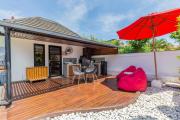 Cozy Loft Escape • AC Living • Sunny Terrace