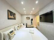 UrbanFlat 11 - Grand Studio Pereire Wagram - Champs-Elysees