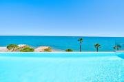 Wonderful 2BR - pool and sea - parking