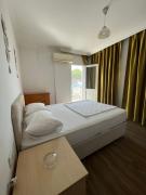 Tiffany Otel