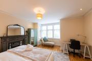Top Ealing